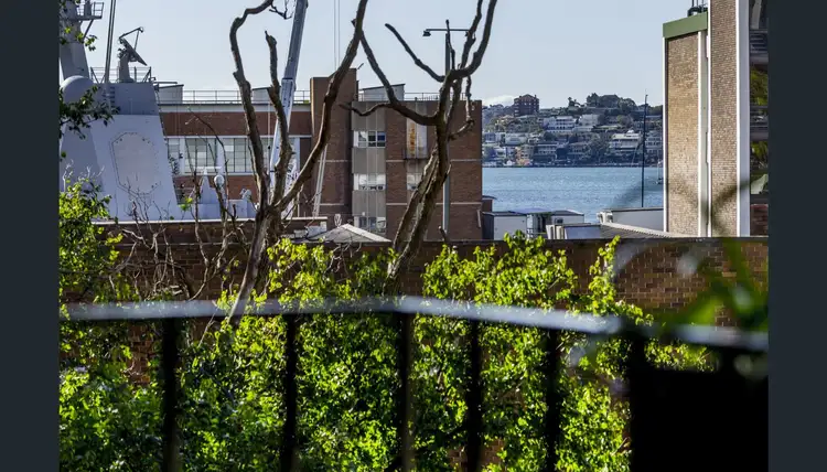 Fifth view of Homely studio listing, 27/8 Wylde Street, Potts Point NSW 2011