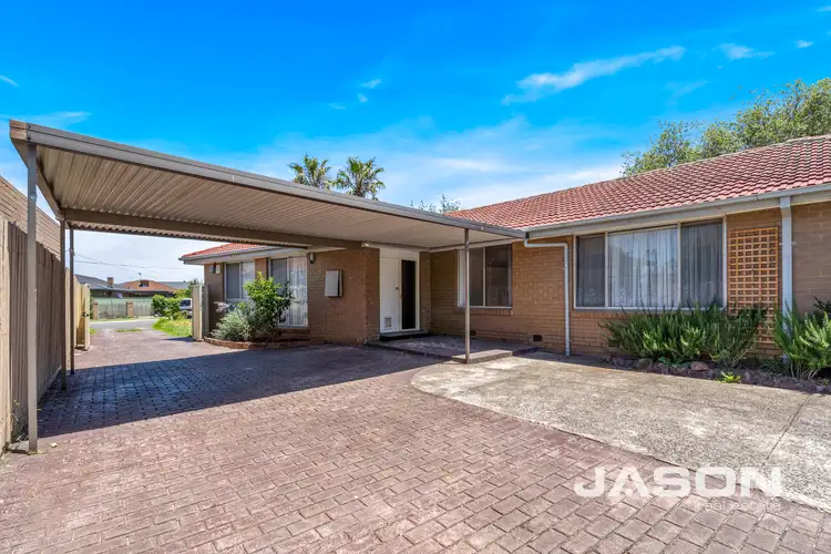 Third view of Homely house listing, 4 Fiona Court, Gladstone Park VIC 3043