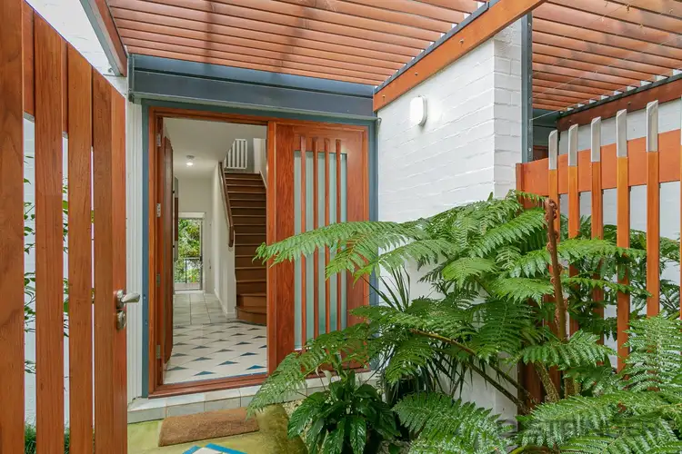 3/4B Chitticks Lane, Fingal Head NSW 2487