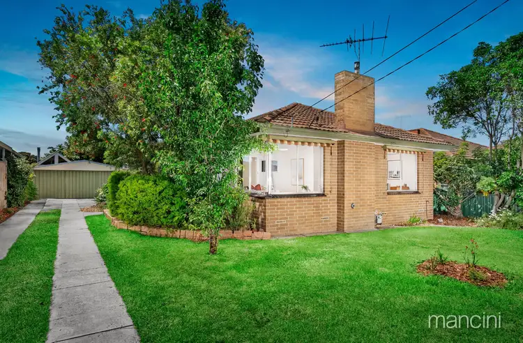 3 Simmons Drive, Seaholme VIC 3018