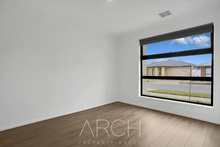 Fifth view of Homely house listing, 5 Tempo Way, Clyde VIC 3978