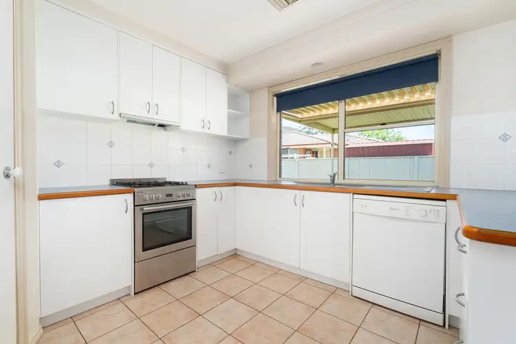 Third view of Homely house listing, 5 Oakmont Circuit, Wodonga VIC 3690