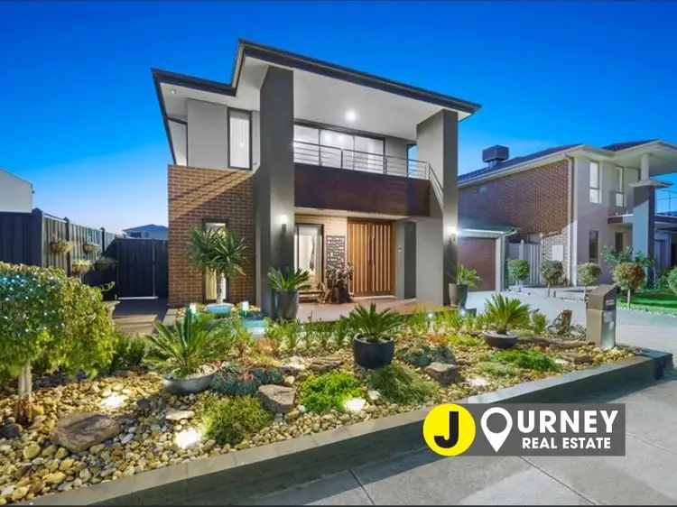 28 Brookhouse Street, Clyde North VIC 3978