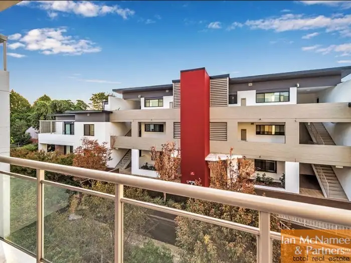 Main view of Homely unit listing, 10/3A Stornaway Road, Queanbeyan NSW 2620