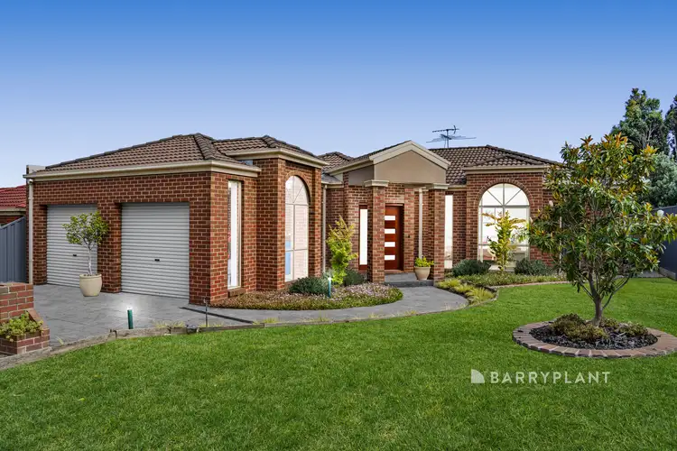 35 Sharpe Court, Berwick VIC 3806