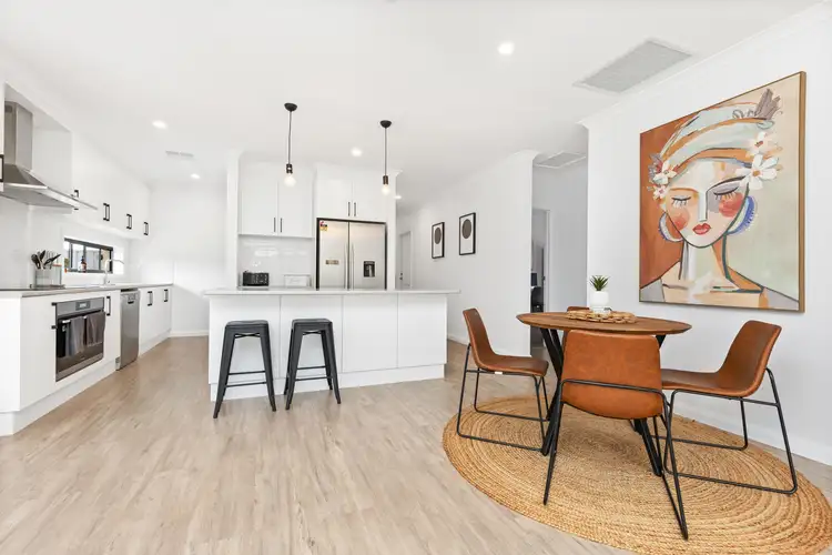 Fifth view of Homely house listing, 10 Morrison Court, Gol Gol NSW 2738