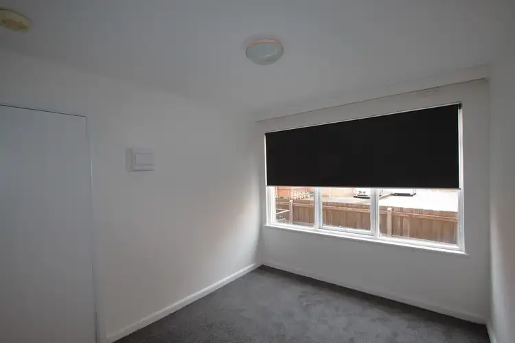 Fifth view of Homely apartment listing, 3/33A Byron Street, Elwood VIC 3184