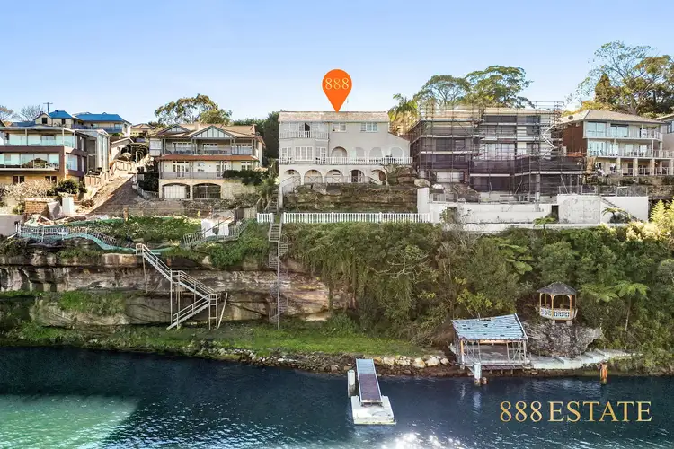 11 Moorefield Avenue, Hunters Hill NSW 2110