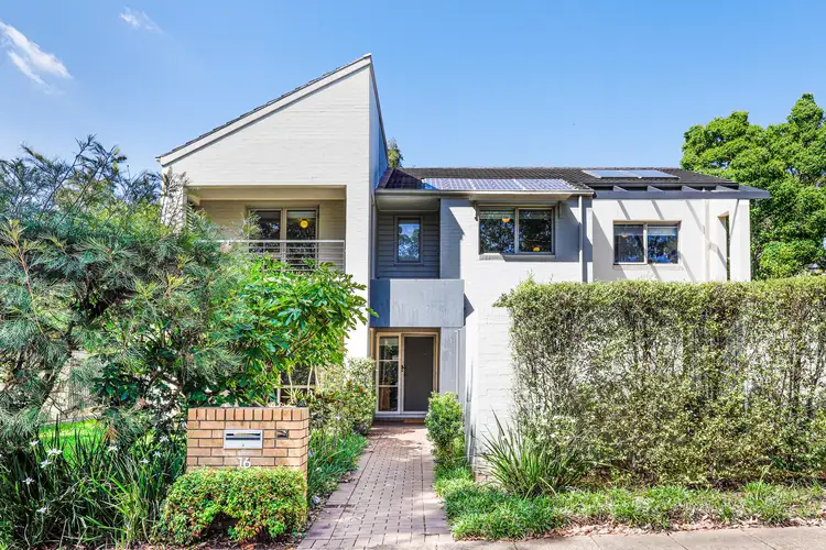 16 Wing Parade, Newington NSW 2127