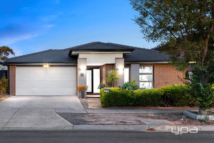25 Dawkins Avenue, Fraser Rise VIC 3336