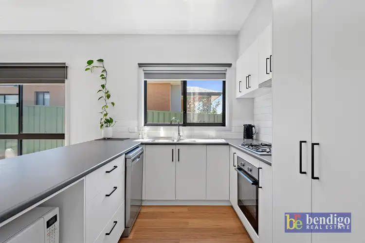 Fifth view of Homely house listing, 27 Robert Street, Kangaroo Flat VIC 3555