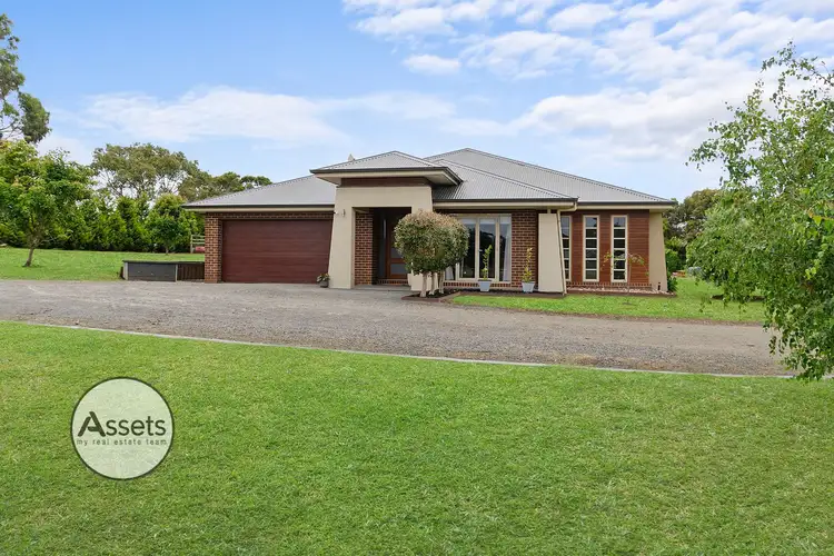 24 Tully Lane