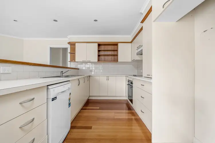 Sixth view of Homely house listing, 8 Roache Court, Warrnambool VIC 3280