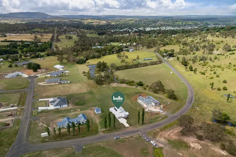 60 Kurrawatha Avenue, Armidale NSW 2350
