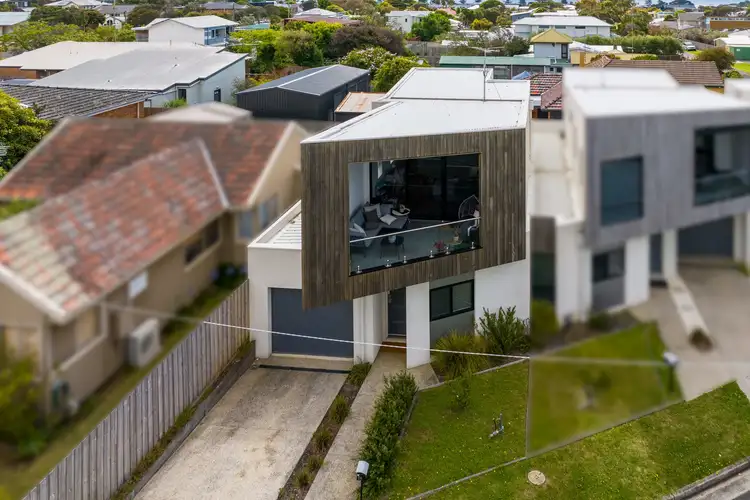 B/8 Rudd Avenue, Torquay VIC 3228
