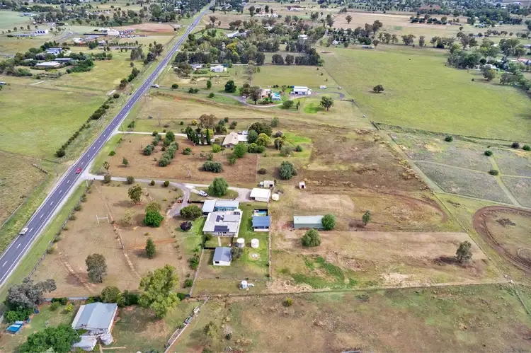 1085 Manilla Road, Tamworth NSW 2340