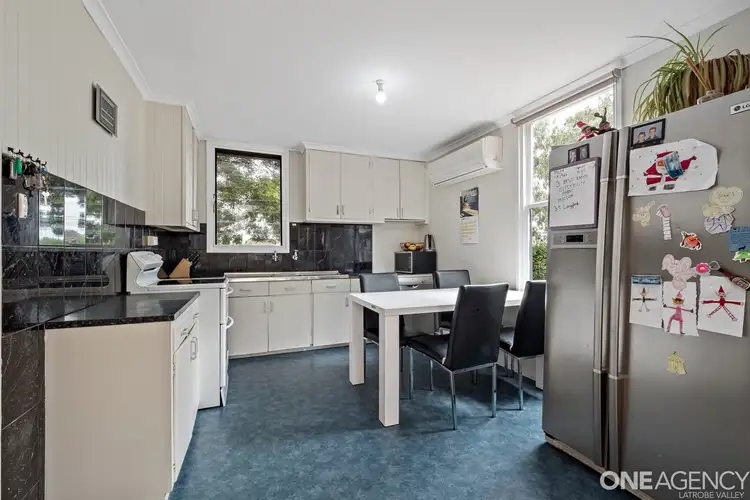Third view of Homely house listing, 6 Dempsey Court, Morwell VIC 3840