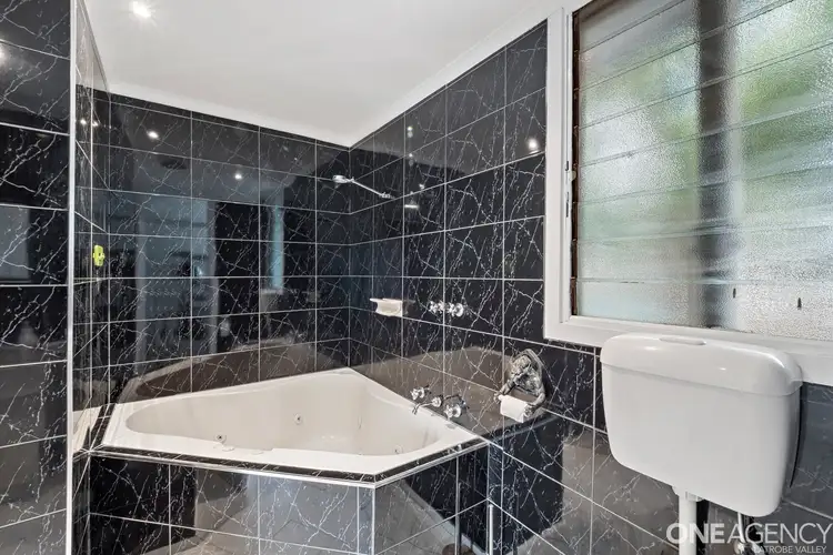 Sixth view of Homely house listing, 6 Dempsey Court, Morwell VIC 3840