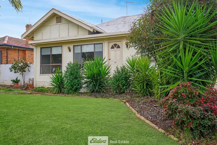 11 Carrathool Street, Griffith NSW 2680