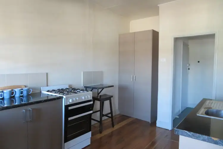 Fifth view of Homely unit listing, 4/85 Piper Street, Bathurst NSW 2795