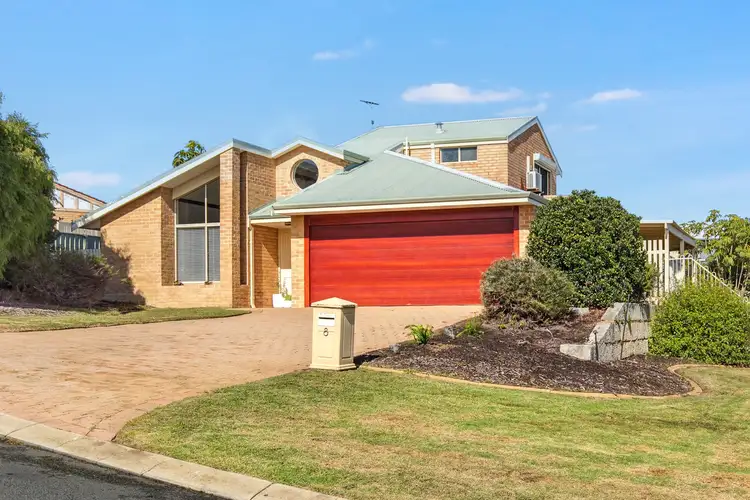 8 Darter Place, Halls Head WA 6210