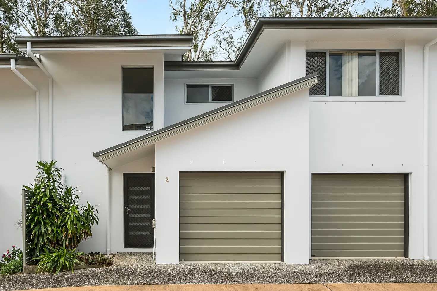 Main view of Homely townhouse listing, 2/5 Pine Valley Drive, Joyner QLD 4500