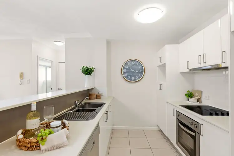 Sixth view of Homely apartment listing, 6/159 Clarence Road, Indooroopilly QLD 4068