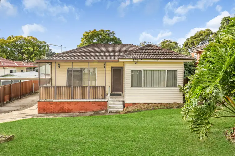 63 Queen Street, Guildford West NSW 2161