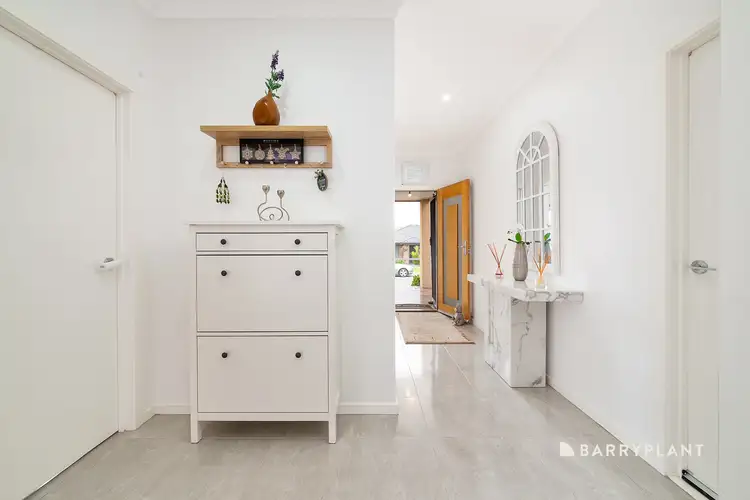 Second view of Homely house listing, 6 Fenix Way, Wollert VIC 3750