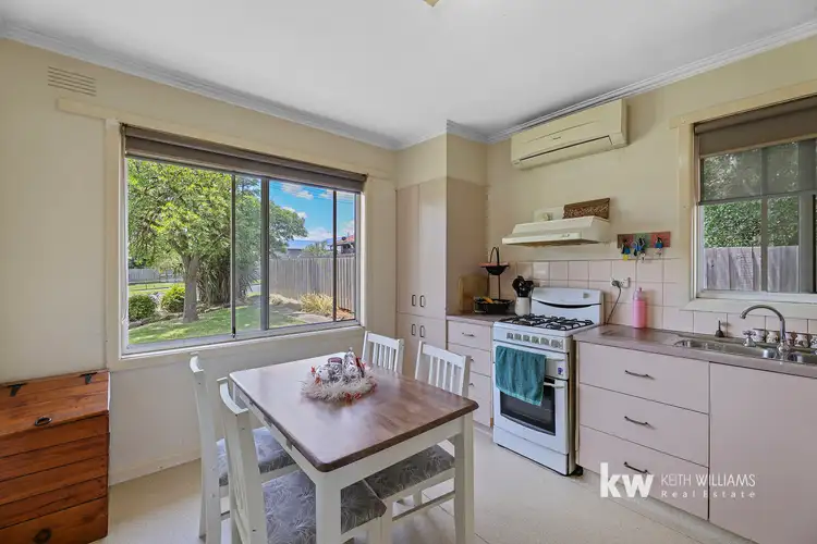 Fifth view of Homely house listing, 1 Maguire Court, Traralgon VIC 3844