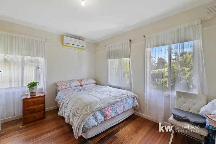 Sixth view of Homely house listing, 1 Maguire Court, Traralgon VIC 3844