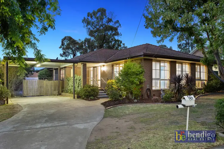 16 Herbert Avenue, Strathdale VIC 3550