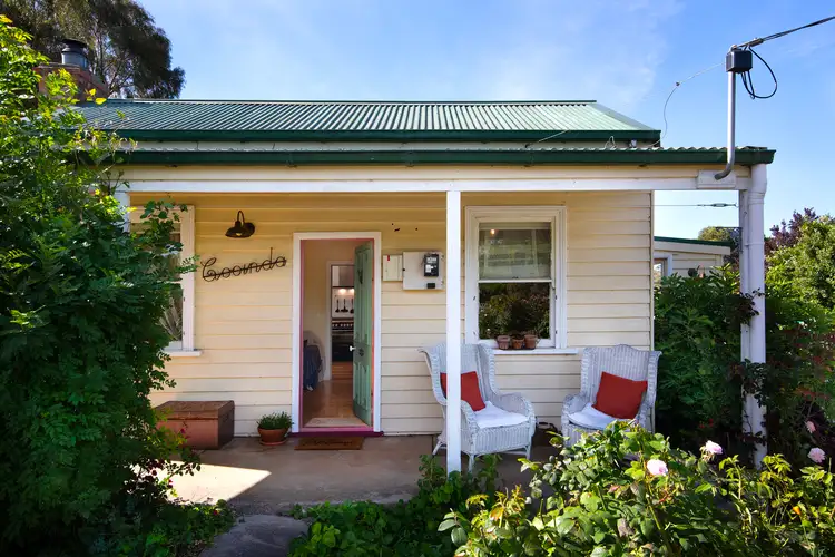 10 Adair Street, Maldon VIC 3463
