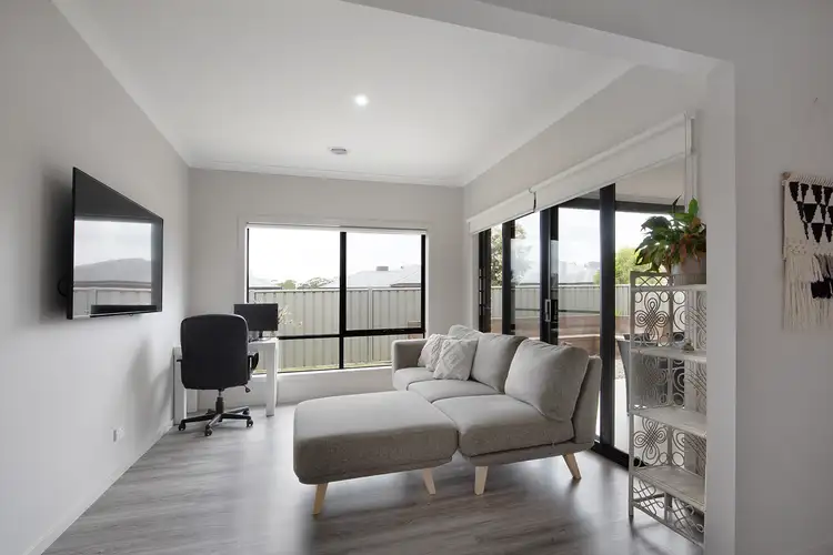 Fifth view of Homely house listing, 2 Santarosa Way, Epsom VIC 3551