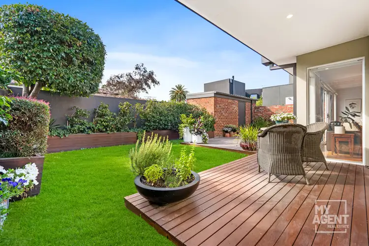 23 Barak Road, Port Melbourne VIC 3207