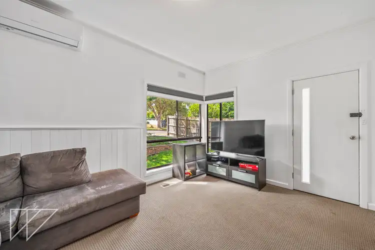 Fourth view of Homely house listing, 8 Centre Avenue, Warragul VIC 3820