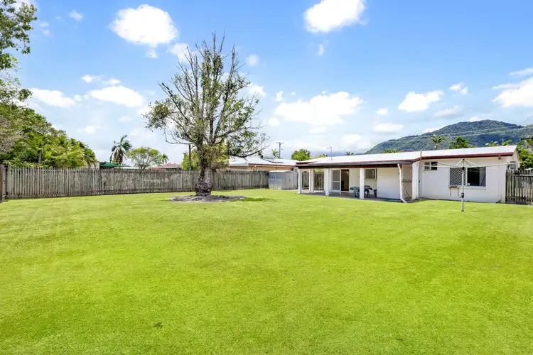 2 Trucano Close, Whitfield QLD 4870