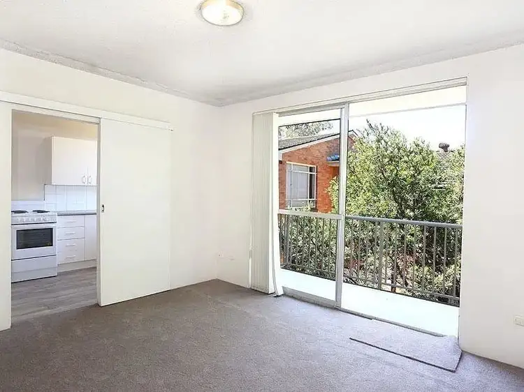 8/5 Reserve Street