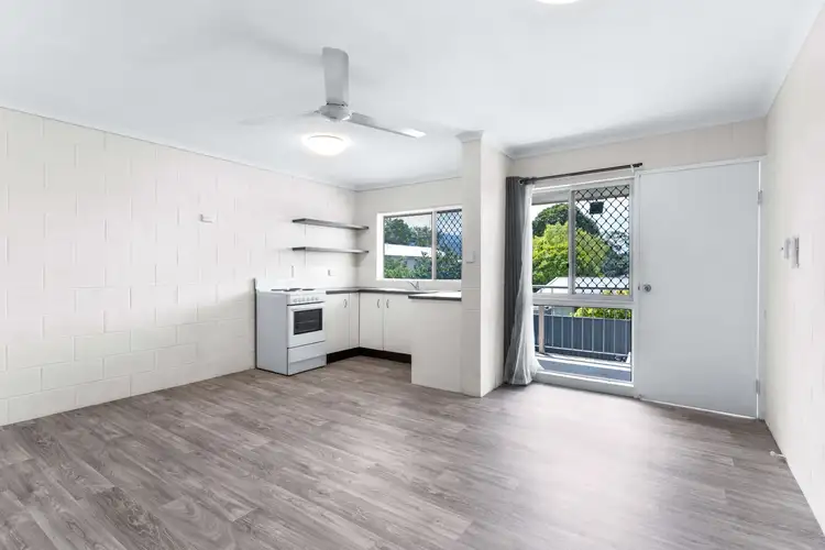 5/239-241 Lyons Street, Westcourt QLD 4870