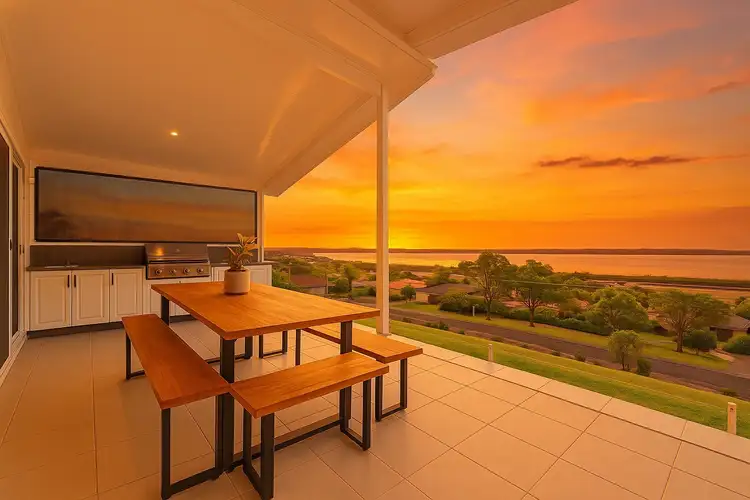 27 Schooner Rise, River Heads QLD 4655