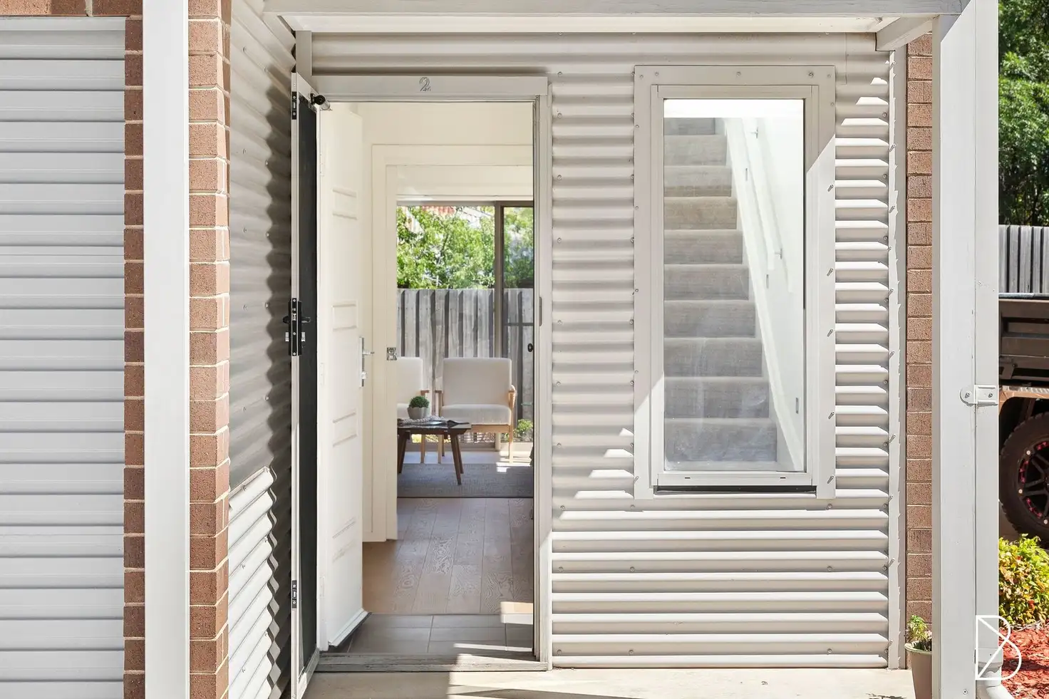 Main view of Homely townhouse listing, 2/27 Yass Road, Queanbeyan East NSW 2620