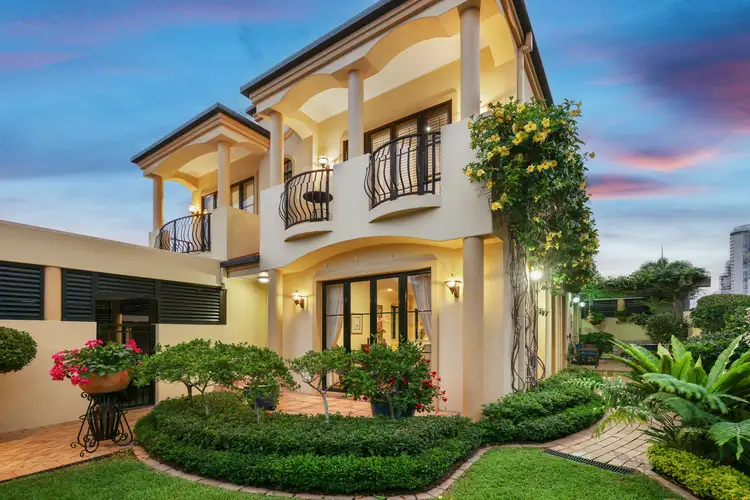 Main view of Homely villa listing, 1/37 Cronin Avenue, Main Beach QLD 4217