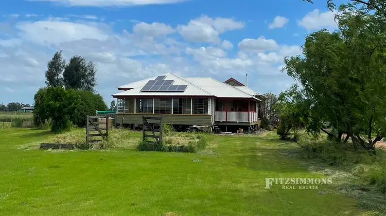 66 Hedge Road, Dalby QLD 4405