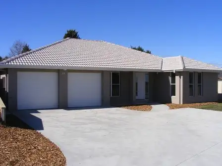 22 Douglas Court, Kelso NSW 2795