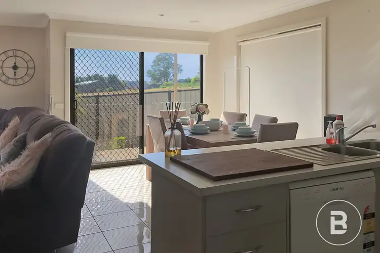 Fifth view of Homely house listing, 5 Garnet Court, Kangaroo Flat VIC 3555