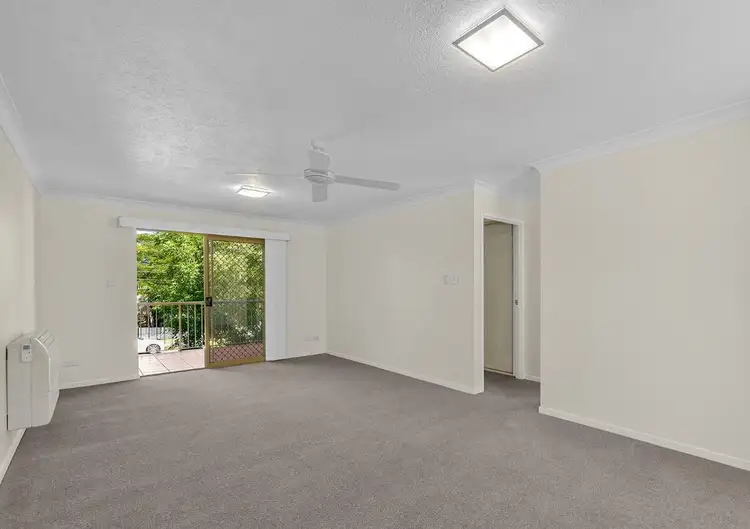 Second view of Homely unit listing, 2/92 Belgrave Street, Morningside QLD 4170
