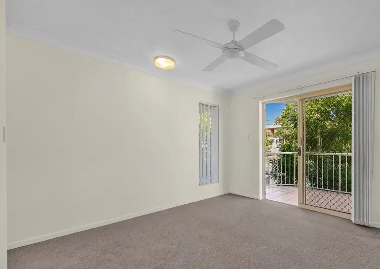 Third view of Homely unit listing, 2/92 Belgrave Street, Morningside QLD 4170