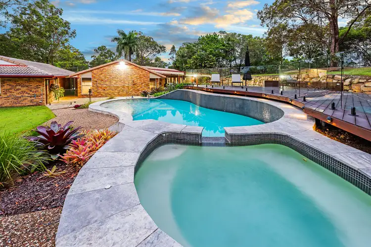 18 Kingsway Drive, Molendinar QLD 4214