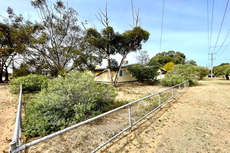 Fifth view of Homely house listing, 2 Clive Street, Minnipa SA 5654