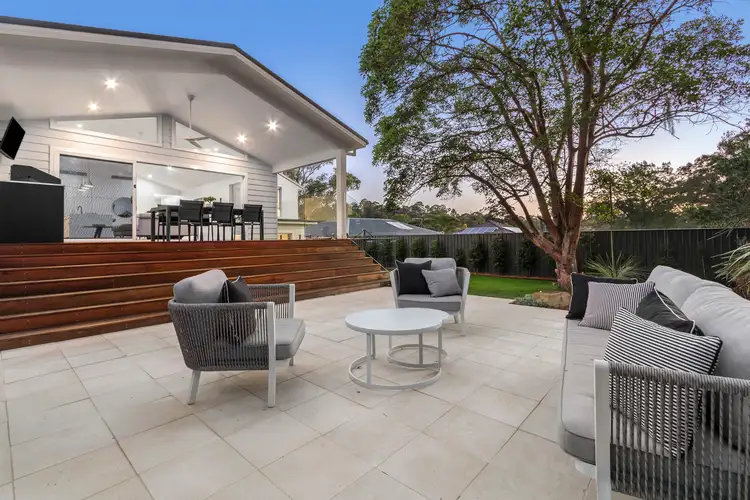 8 Lalor Parade, Glendale NSW 2285